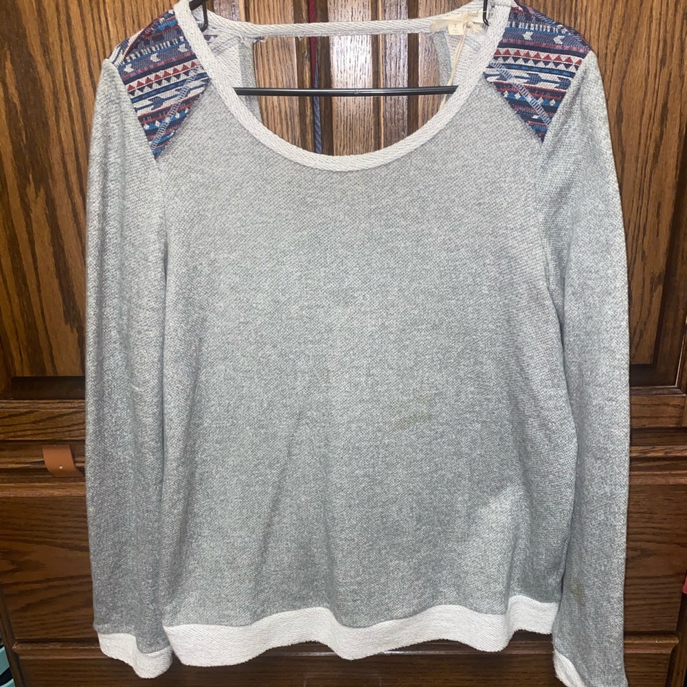 Hem & thread top